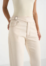 Loane - Twist Leg Boyfriend Jeans With Waist Adjuster - Cream