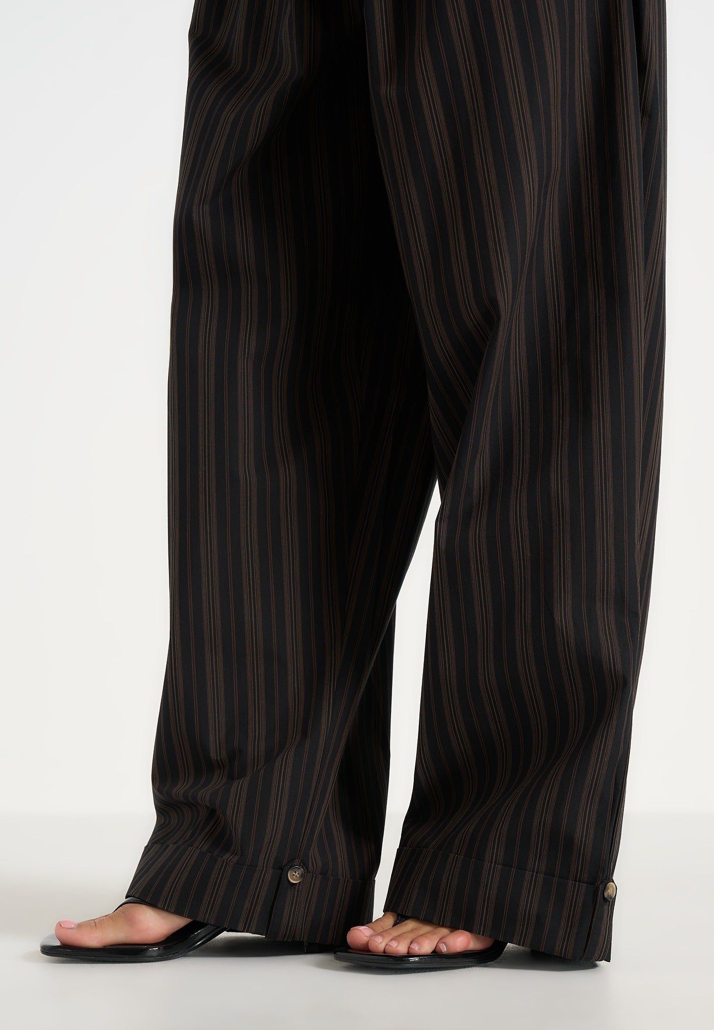 Ivanna - Elasticated Wide Leg Striped Cotton Pants - Black/Brown