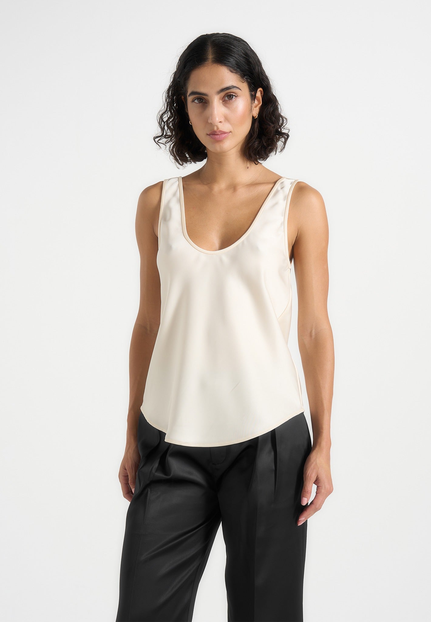 Mathilda - Satin Scoop Neck Open Back Tank Top - Ivory