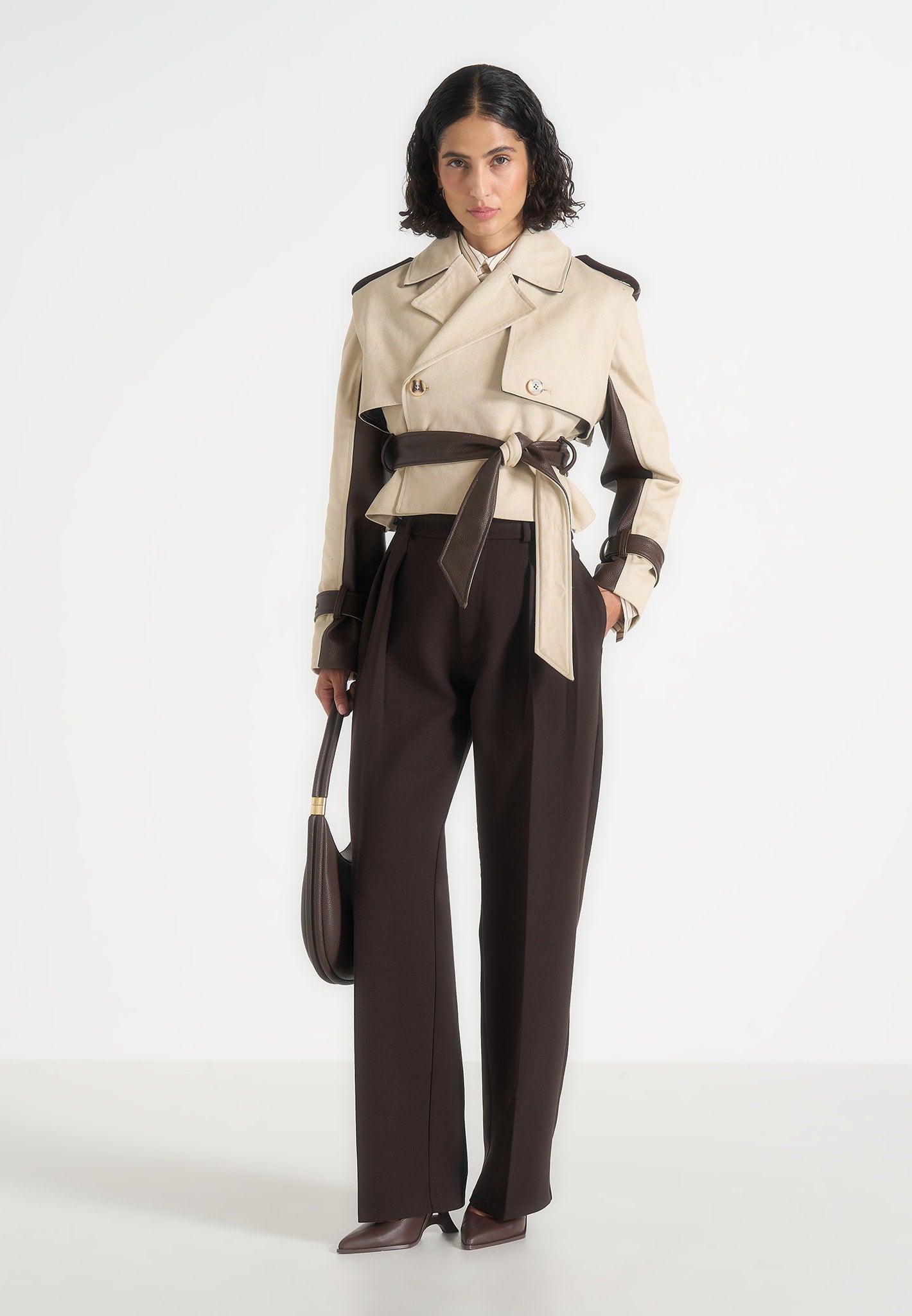 Lelia - Cropped Suede Trench 2-in-1 Gilet Coat With Belt - Beige/Brown