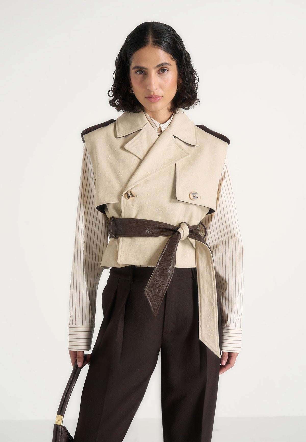 Lelia - Cropped Gabardine Trench 2-in-1 Gilet Coat With Belt - Beige/Brown
