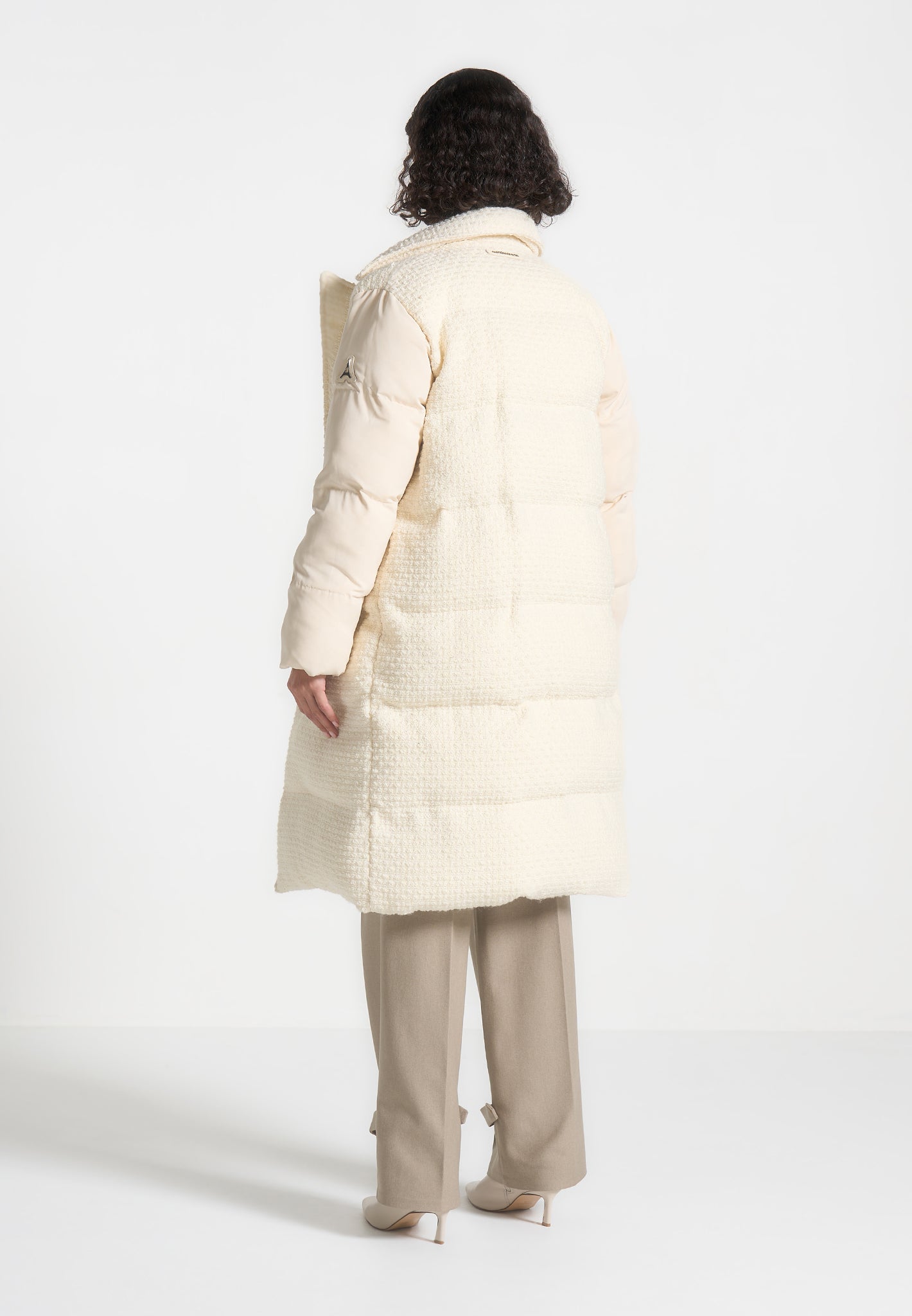 reversible-boucle-longline-puffer-coat-cream