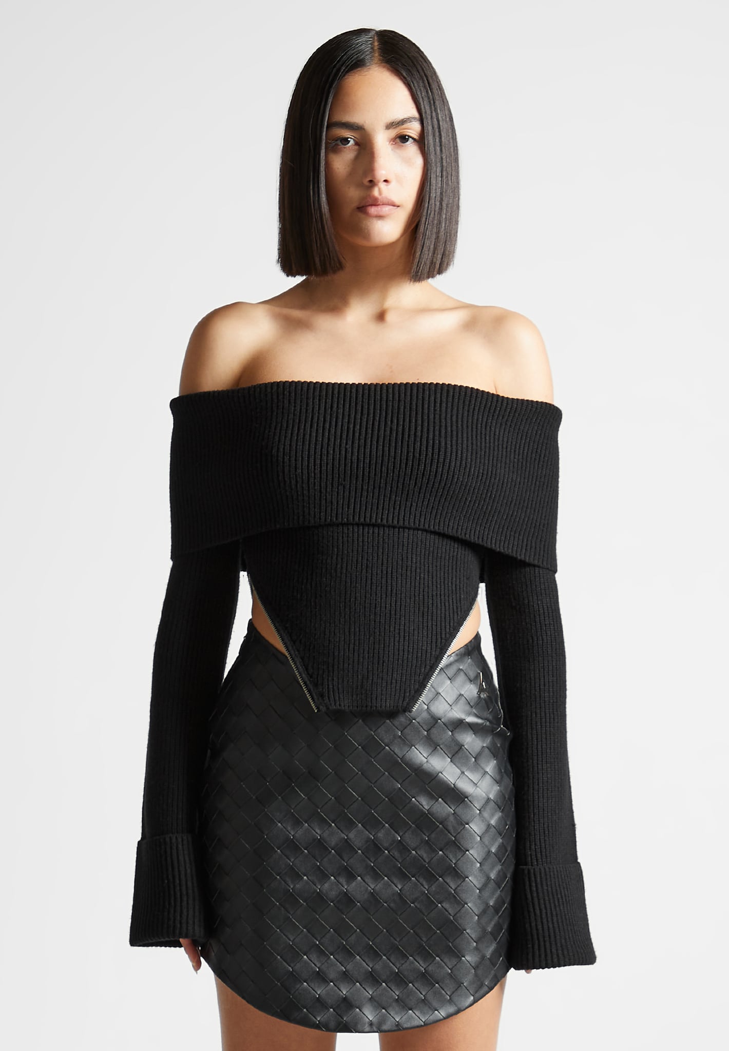 zip-detail-knit-bandeau-top-black