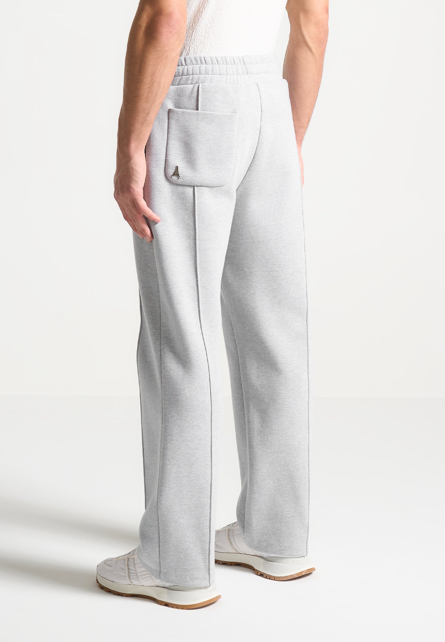 eternel-pintuck-joggers-grey