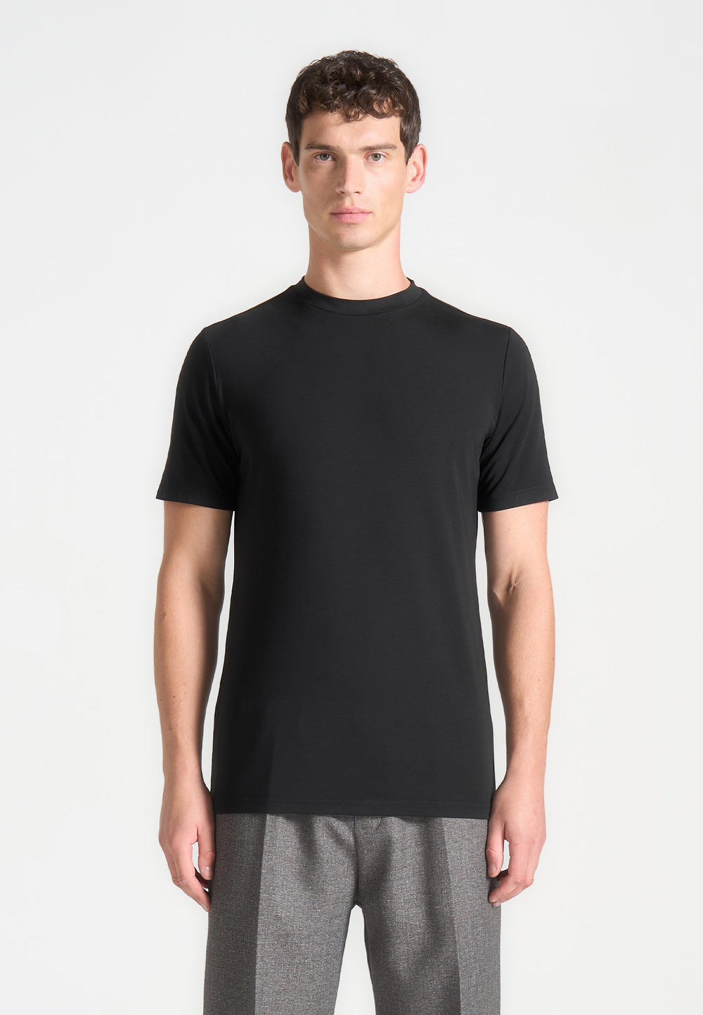 eternel-slim-fit-luxe-tshirt-black