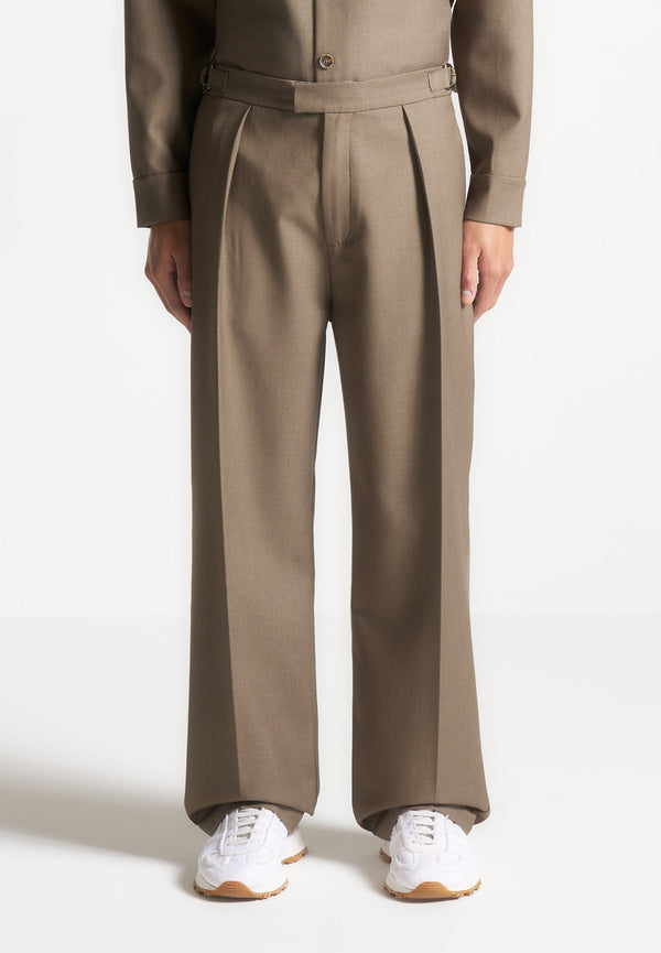 Dorian - Relaxed Fit Hatched Pleated Tailored Trousers - Khaki