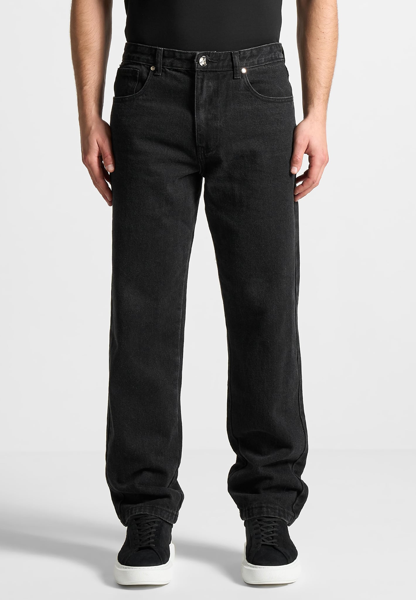 relaxed-fit-jean-washed-black