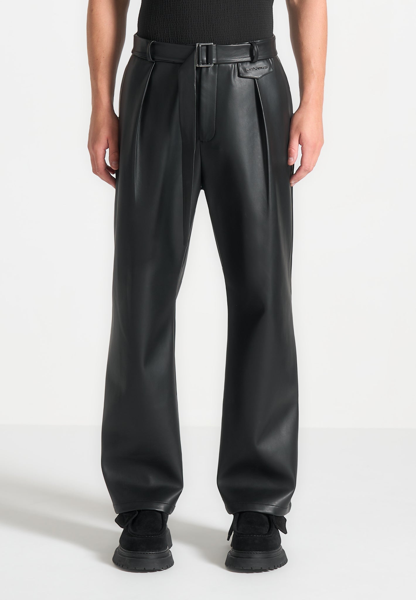 Relaxed Fit Vegan Leather Pleated Trouser - Black