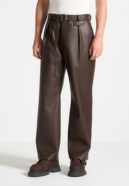 Serge - Relaxed Fit Leather Pleated Pants - Brown | Manière De