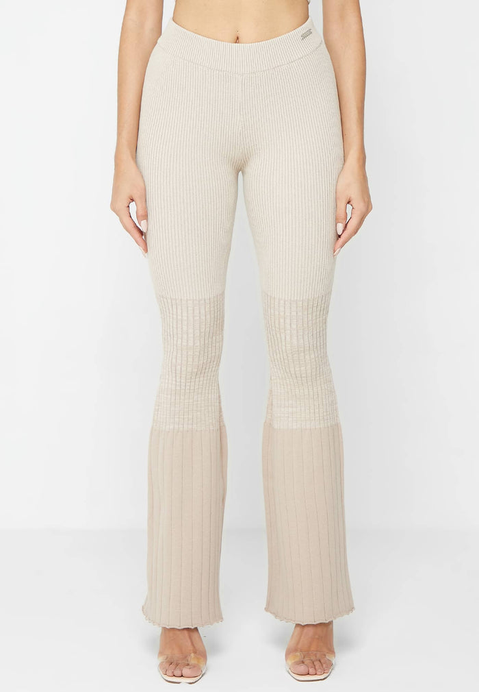 ribbed-ombre-flared-leggings-beige