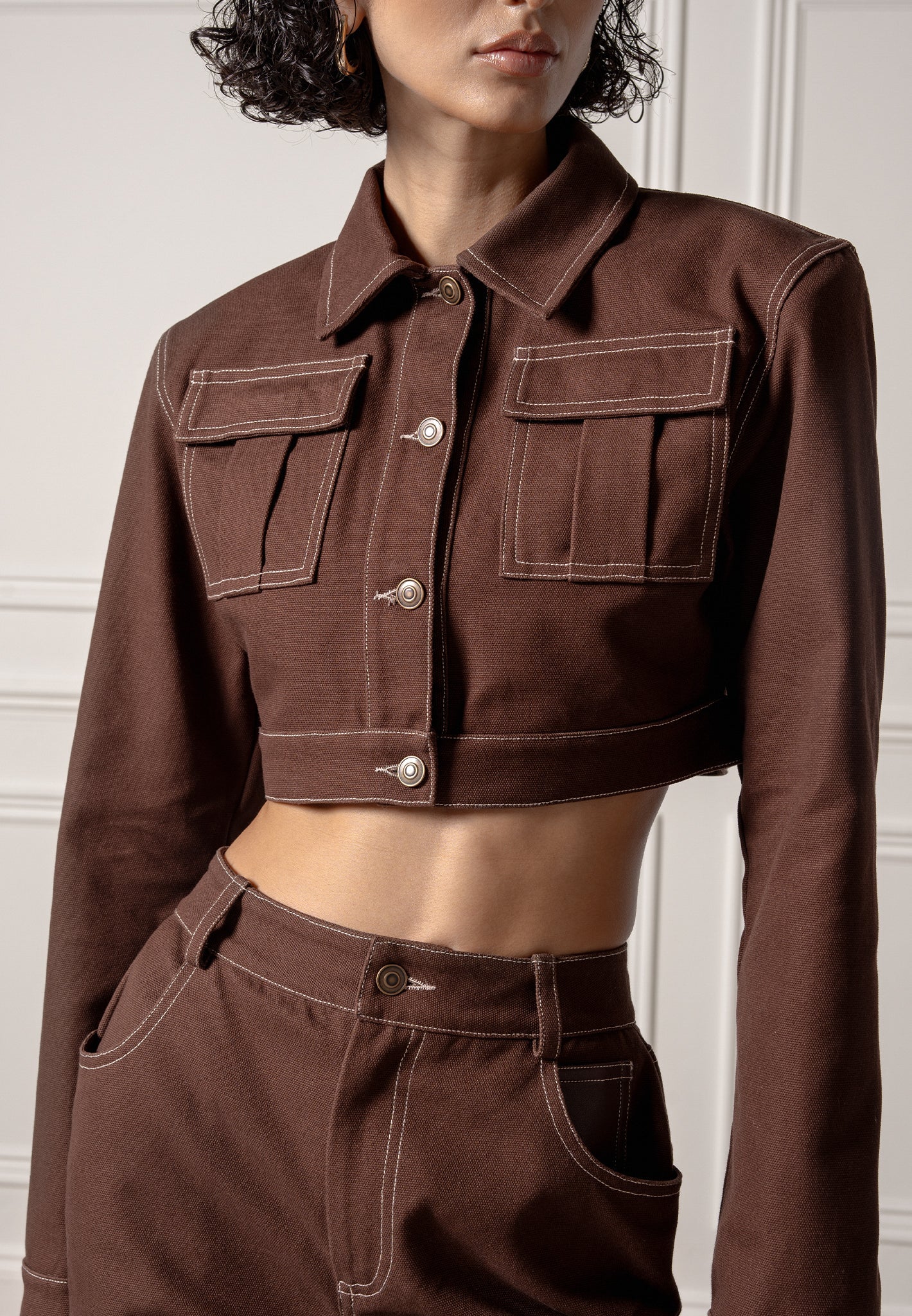 wide-shoulder-drill-jacket-brown